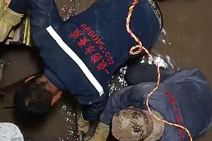 海南电梯井堵漏施工视频